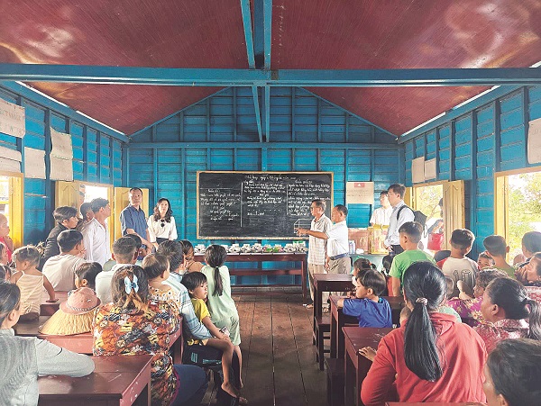 Đảng, Nhà nước luôn quan tâm chăm lo cộng đồng người Việt Nam ở nước ngoài - ảnh 5