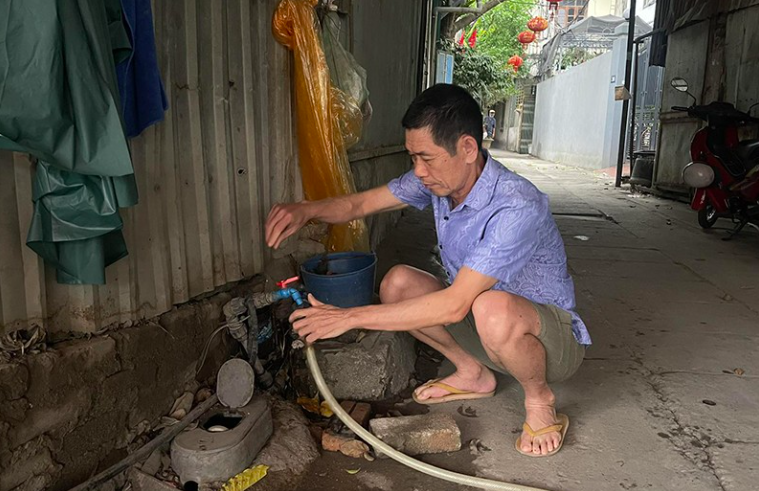 Người dân Triều Khúc lao đao vì thiếu nước sinh hoạt - ảnh 1