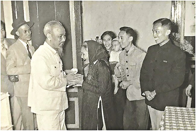 Chủ tịch Hồ Chí Minh với Thủ đô Hà Nội - ảnh 2