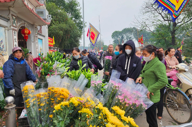 Độc đáo những phiên chợ quê ngày giáp Tết - ảnh 1