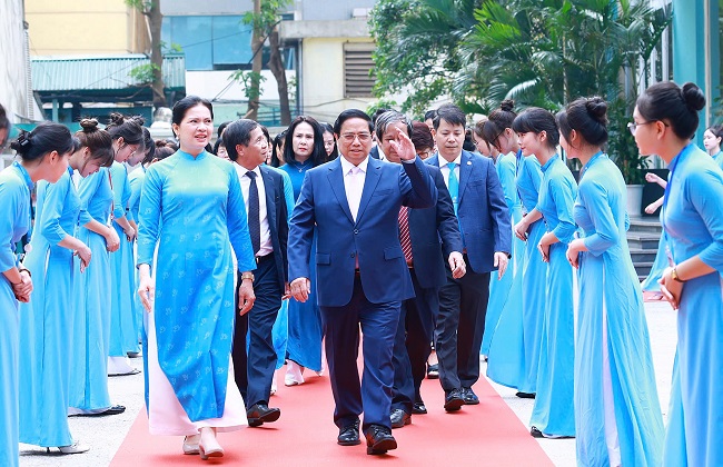 Vị thế của Phụ nữ Việt Nam trong kỷ nguyên mới: “Bình đẳng và phát triển bền vững” - ảnh 2