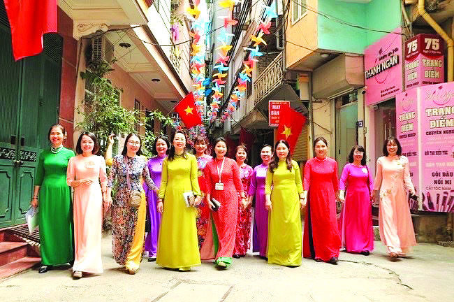 Báo Phụ nữ Thủ đô lan tỏa gương người tốt, việc tốt, hành động nhân văn trong xã hội - ảnh 2