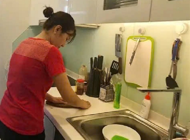 Nhà vắng người giúp việc - ảnh 1