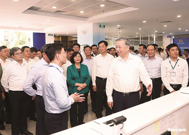 Đại hội XVIII bước ngoặt đưa Thủ đô và đất nước vào kỷ nguyên thịnh vượng, nhân dân hạnh phúc - ảnh 1