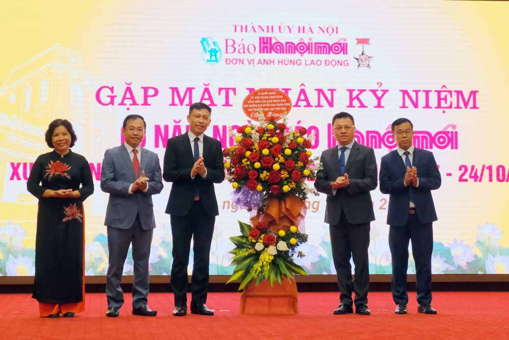 Báo Hànộimới là công cụ đấu tranh, tuyên truyền sắc bén, có hiệu quả của Đảng bộ Thành phố - ảnh 1