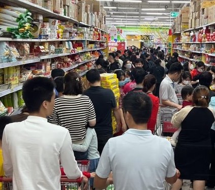 Hà Nội: Cận Tết sức mua đã nhộn nhịp - ảnh 1