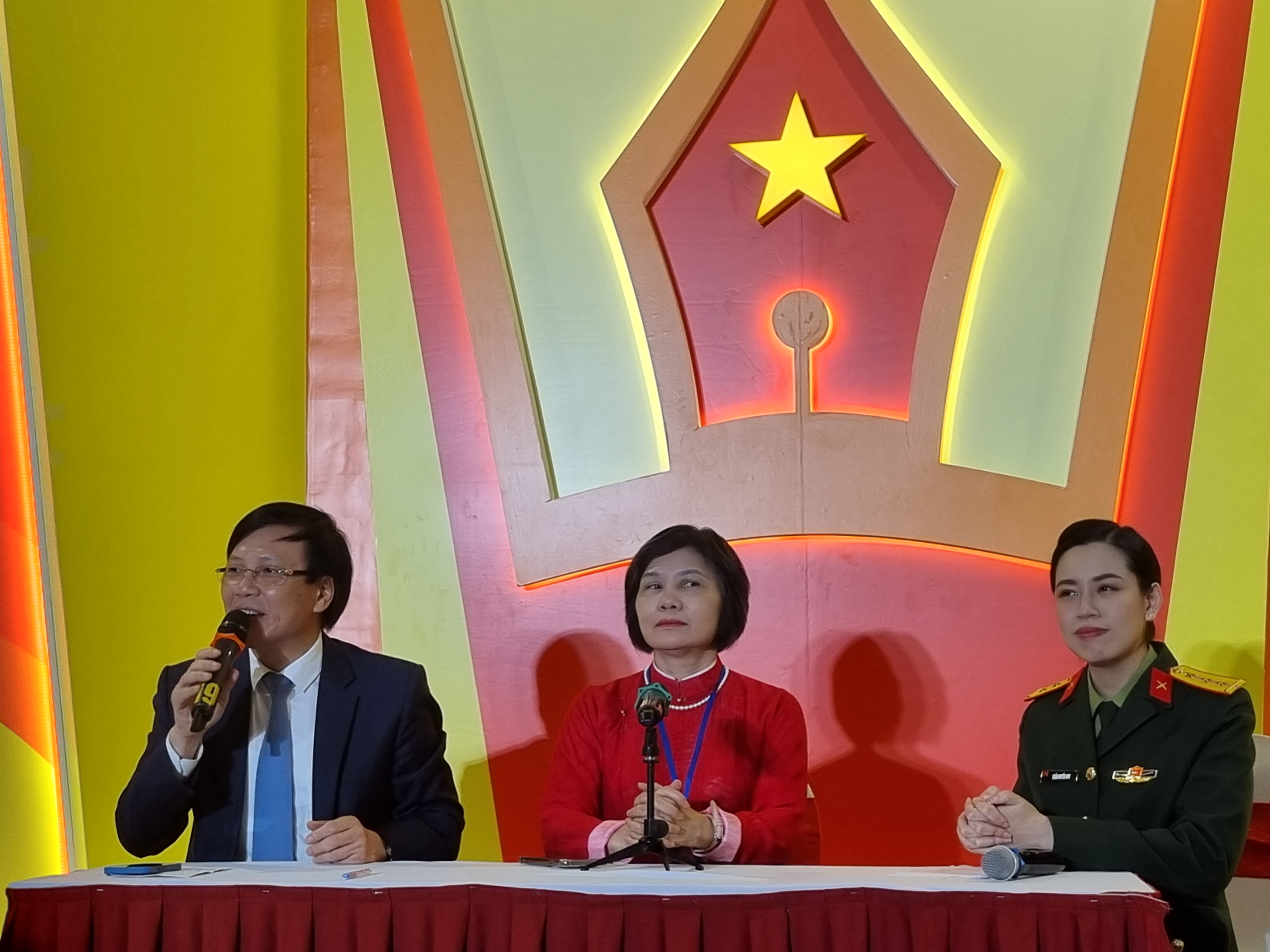 Tạo lập phong trào văn hóa báo chí trong cơ quan báo chí - ảnh 1