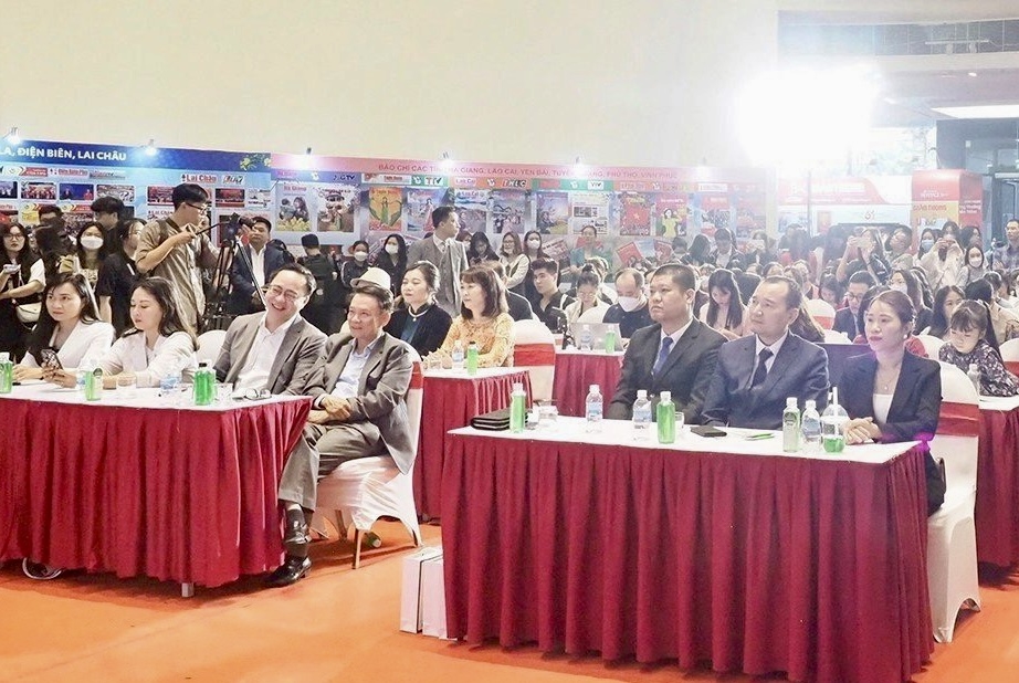 Làm báo trong kỷ nguyên số: Chất lượng nội dung đi đôi với công nghệ - ảnh 1