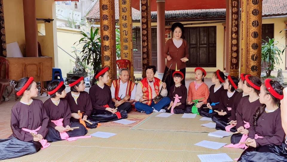 Nghệ nhân nhân dân Kim Dung - Người lan tỏa nghệ thuật dân ca truyền thống - ảnh 2