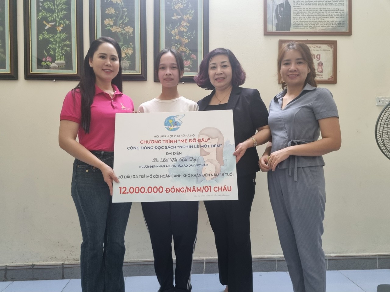 Ấm lòng trẻ mồ côi từ chương trình “Mẹ đỡ đầu” - ảnh 2