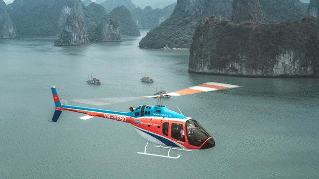 Máy bay trực thăng rơi trên vùng biển Hải Phòng - Quảng Ninh, 5 người gặp nạn - ảnh 1
