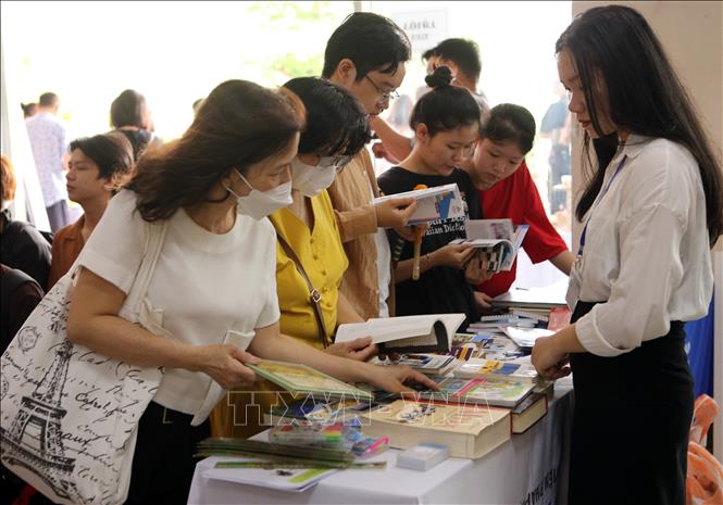 Giao lưu văn hóa gắn kết tình hữu nghị Việt Nam - Pháp - ảnh 1