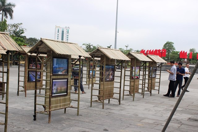 Khai mạc triễn lãm ảnh “Đồng Hới xưa và nay“ - ảnh 1