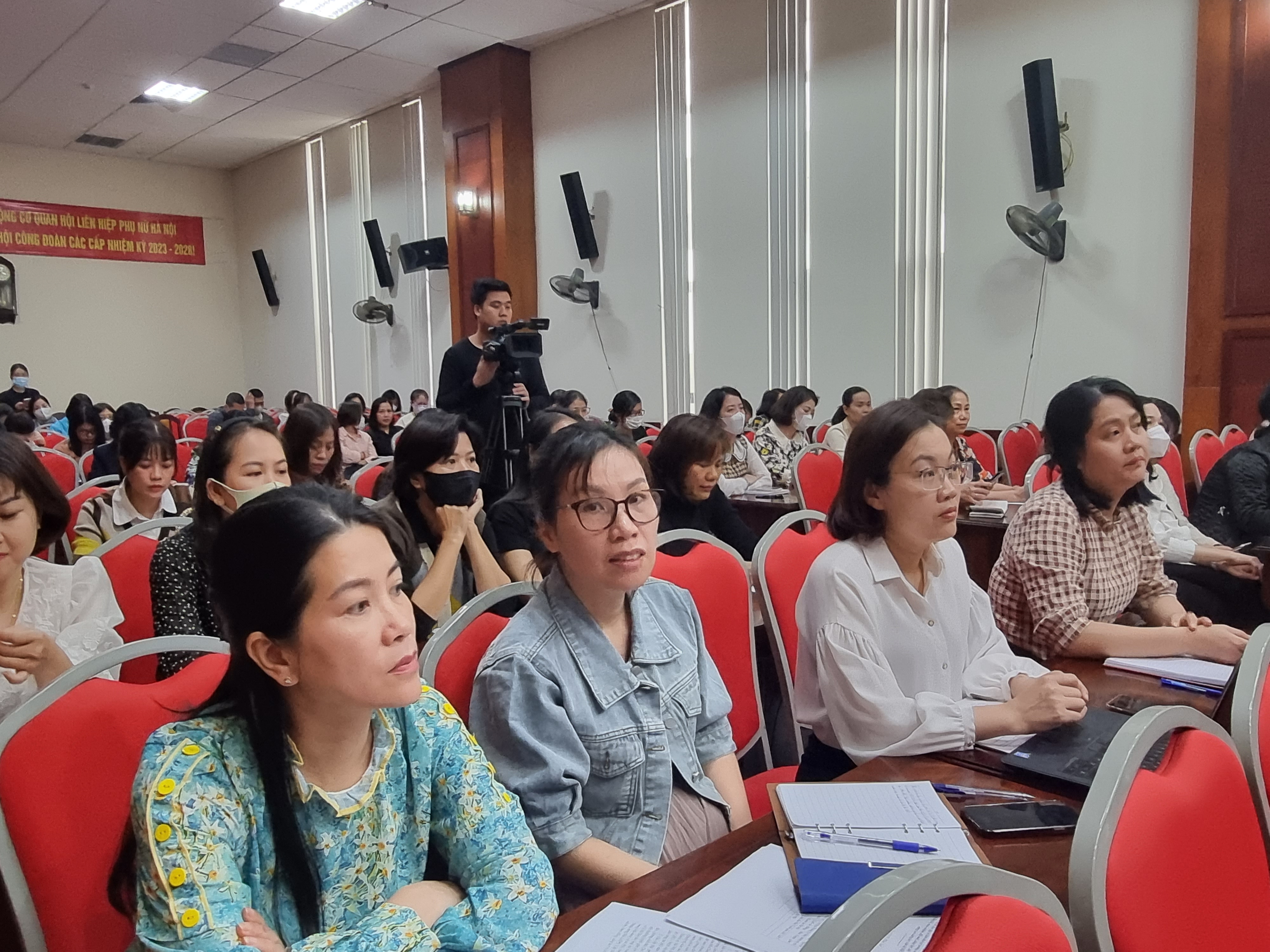 Hội LHPN Hà Nội: Tổ chức học tập, nghiên cứu, quán triệt và thực hiện chuyên đề năm 2023 - ảnh 3