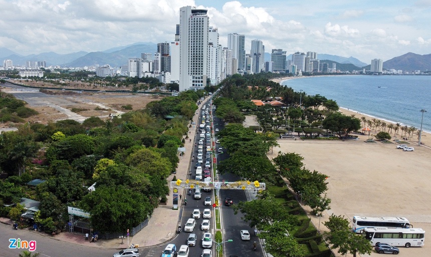 Nha Trang thiếu chỗ chơi cho giới trẻ - ảnh 1