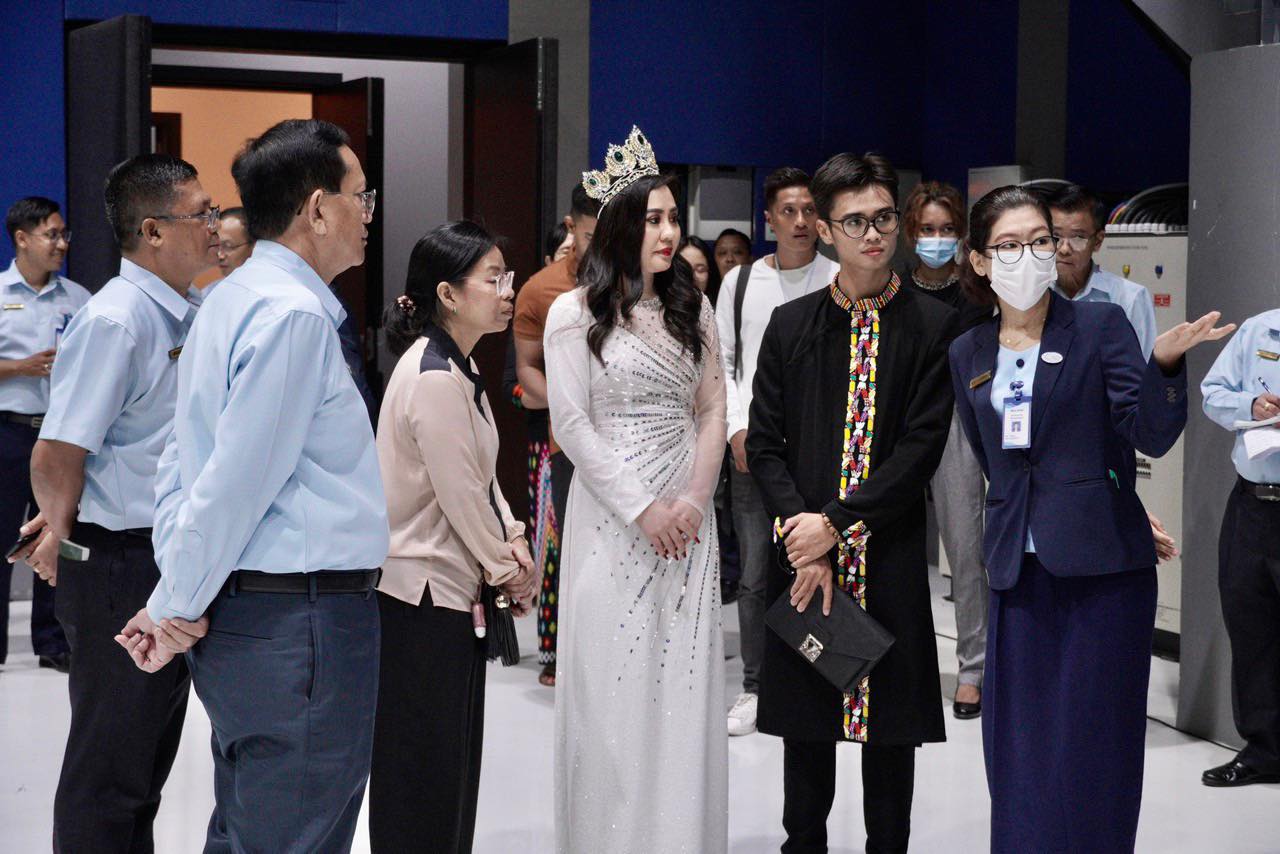 Hoa hậu Phan Kim Oanh quảng bá hình ảnh Việt Nam tới bạn bè quốc tế - ảnh 1