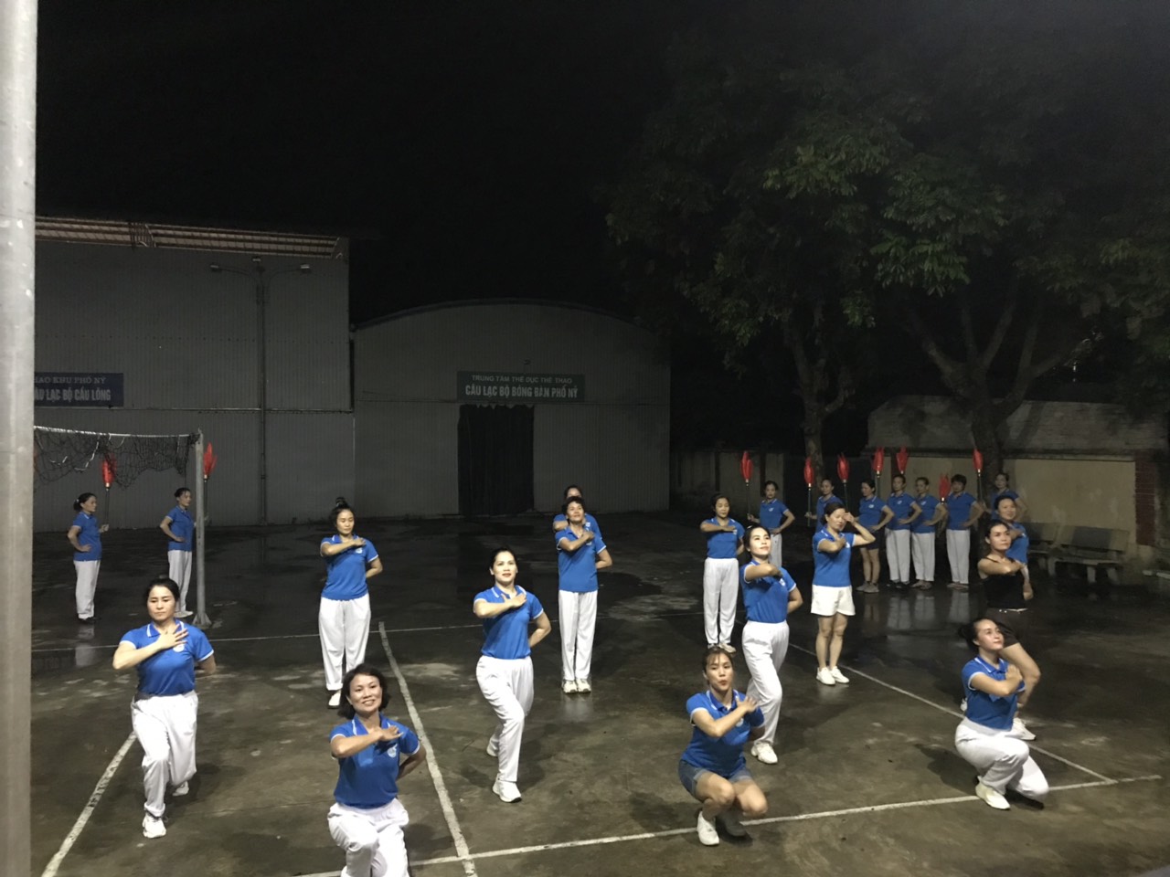 Đoàn VĐV của Hội LHPN Hà Nội tham gia Hội thi dân vũ và thể dục thể thao phụ nữ toàn quốc năm 2023 - ảnh 1
