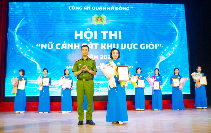 Sôi nổi hội thi “Nữ cảnh sát khu vực giỏi” năm 2023 - ảnh 1
