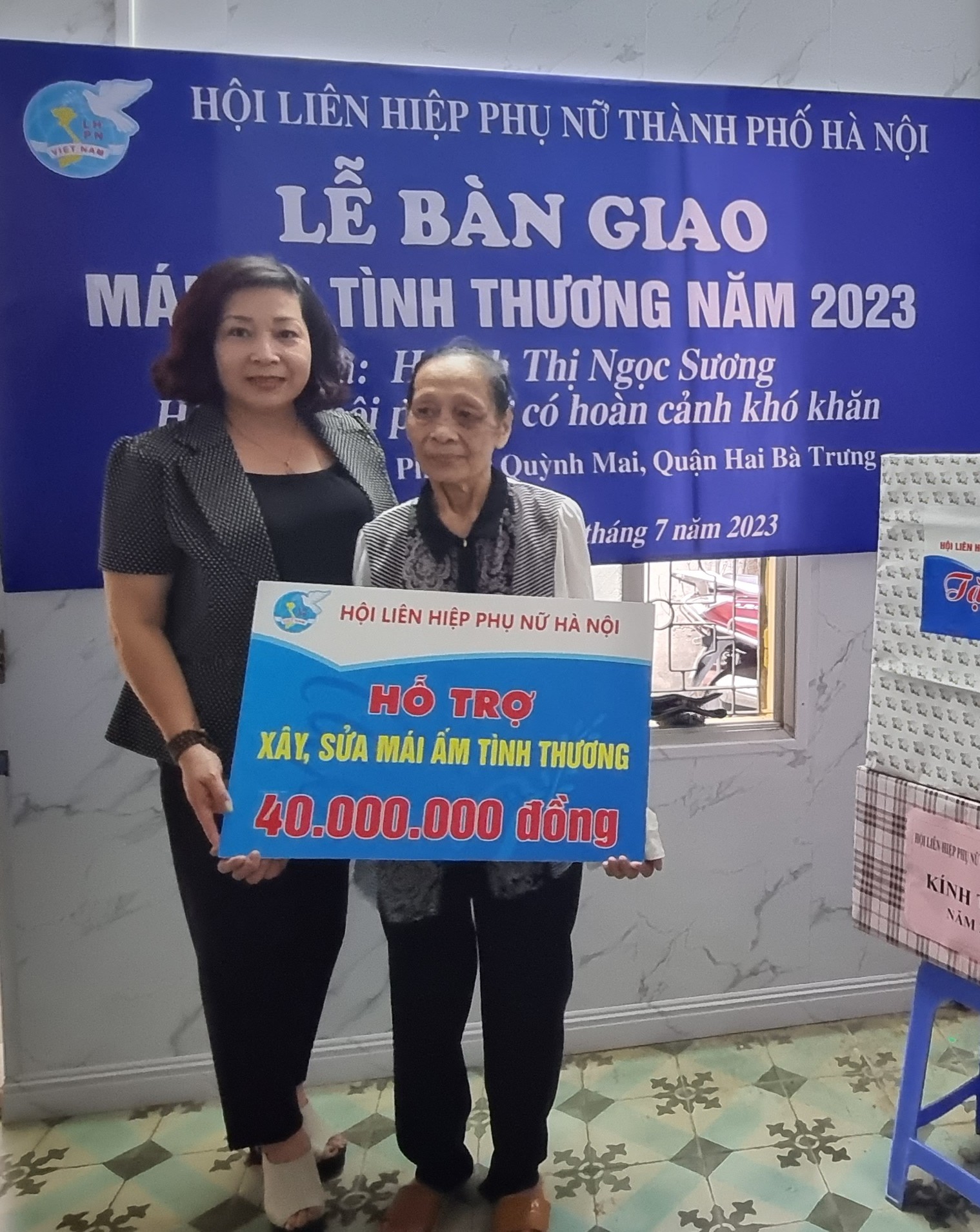 Hội LHPN Hà Nội: Bàn giao “Mái ấm tình thương” cho gia đình chính sách tại quận Hai Bà Trưng - ảnh 2