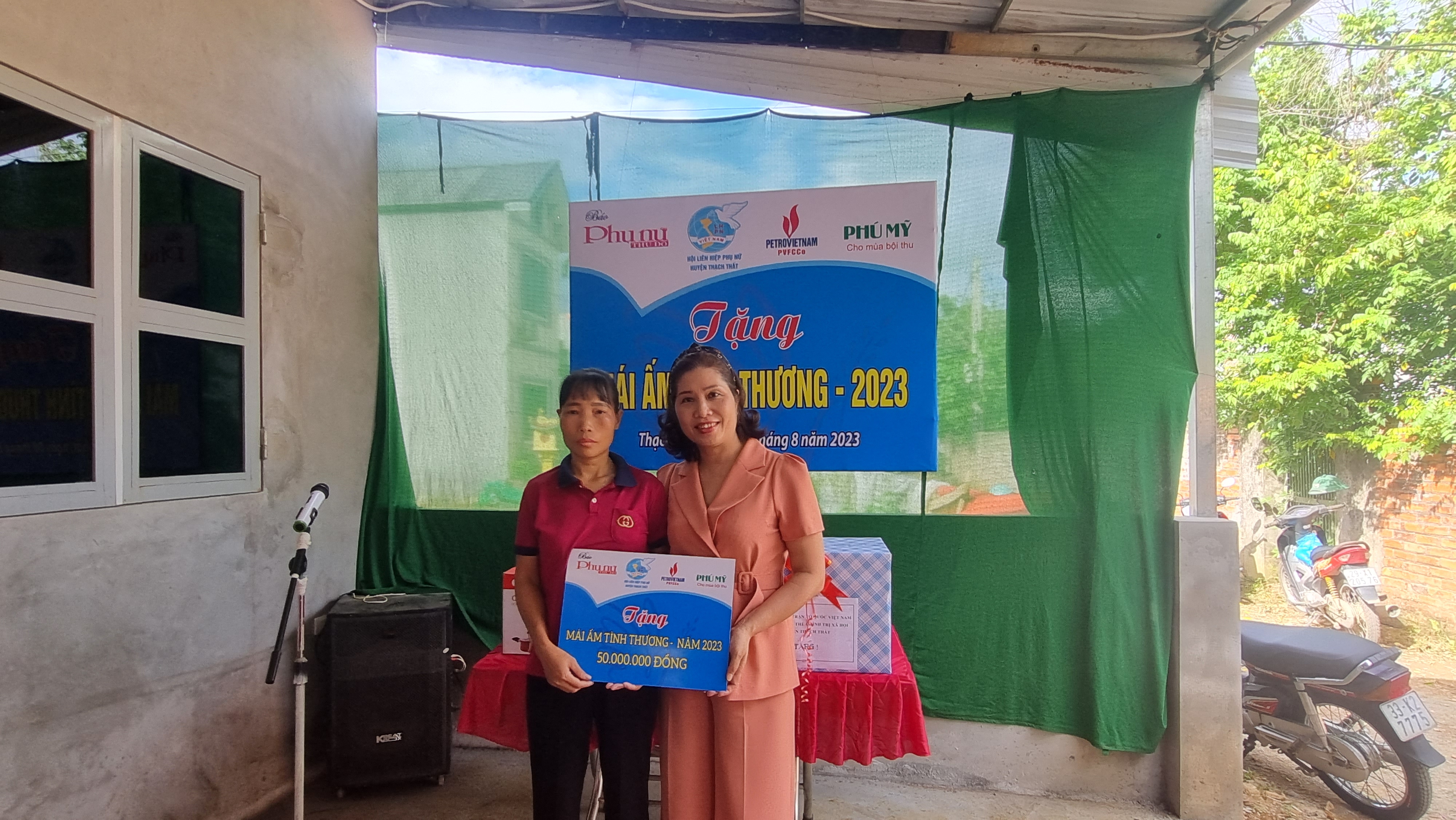Bàn giao “Mái ấm tình thương” cho hội viên phụ nữ có hoàn cảnh khó khăn - ảnh 2