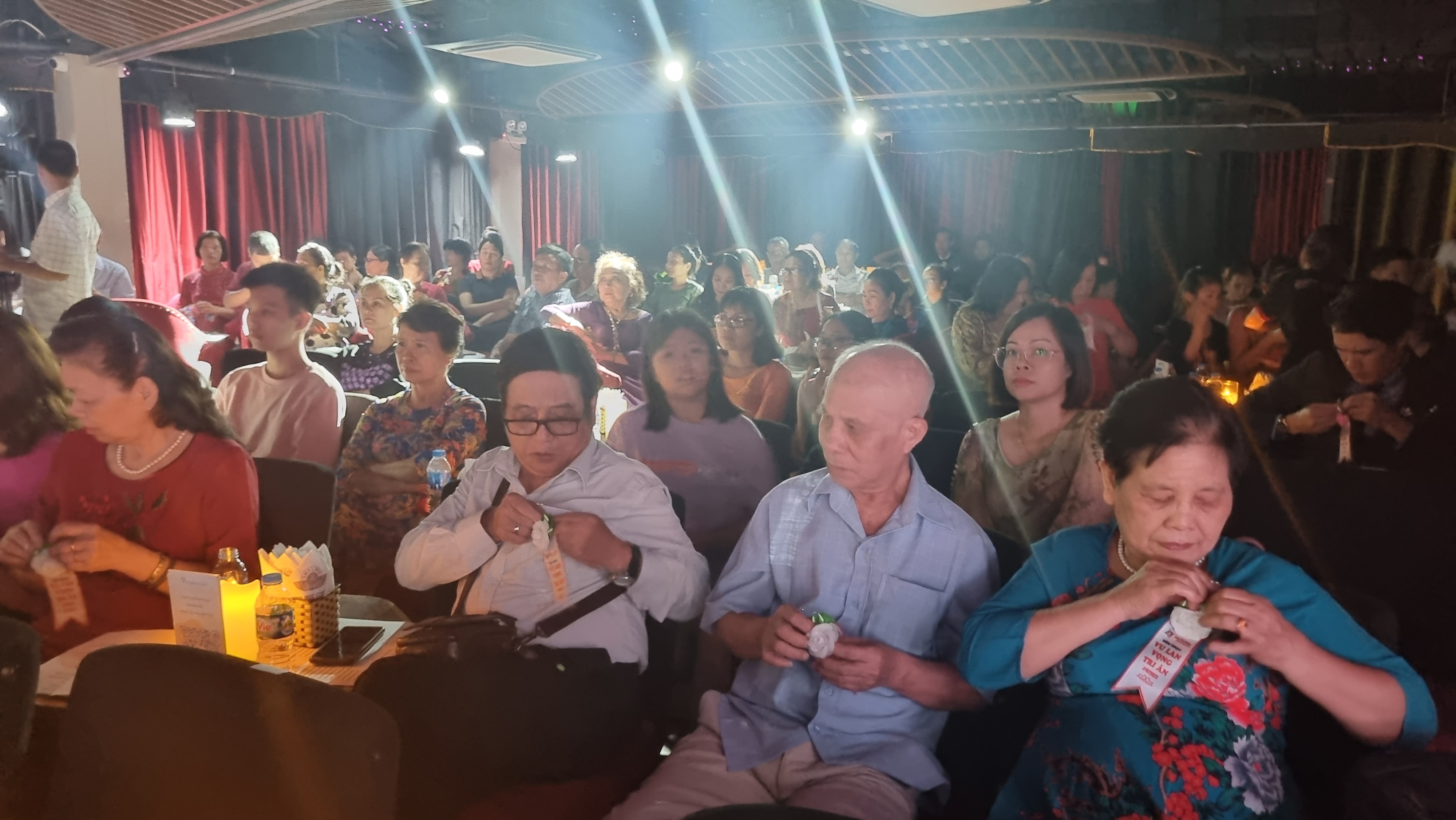 Xúc động Chương trình nghệ thuật “Vu Lan vọng tri ân” - ảnh 6