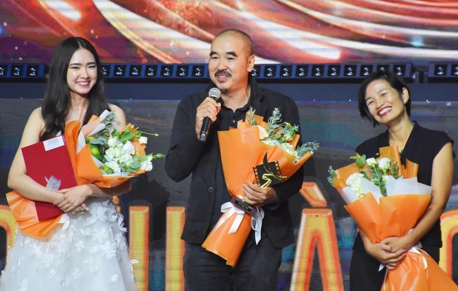Vinh danh “Tro tàn rực rỡ” tại Giải thưởng Cánh diều 2023 - ảnh 1
