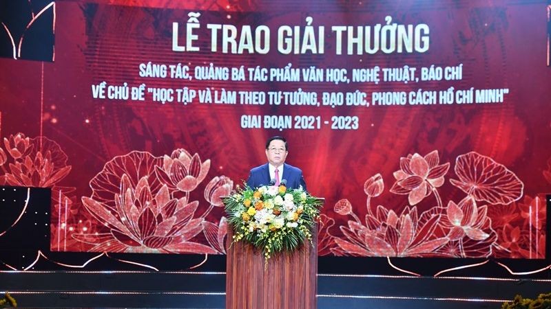 Tôn vinh các tác phẩm văn học, nghệ thuật, báo chí về chủ đề