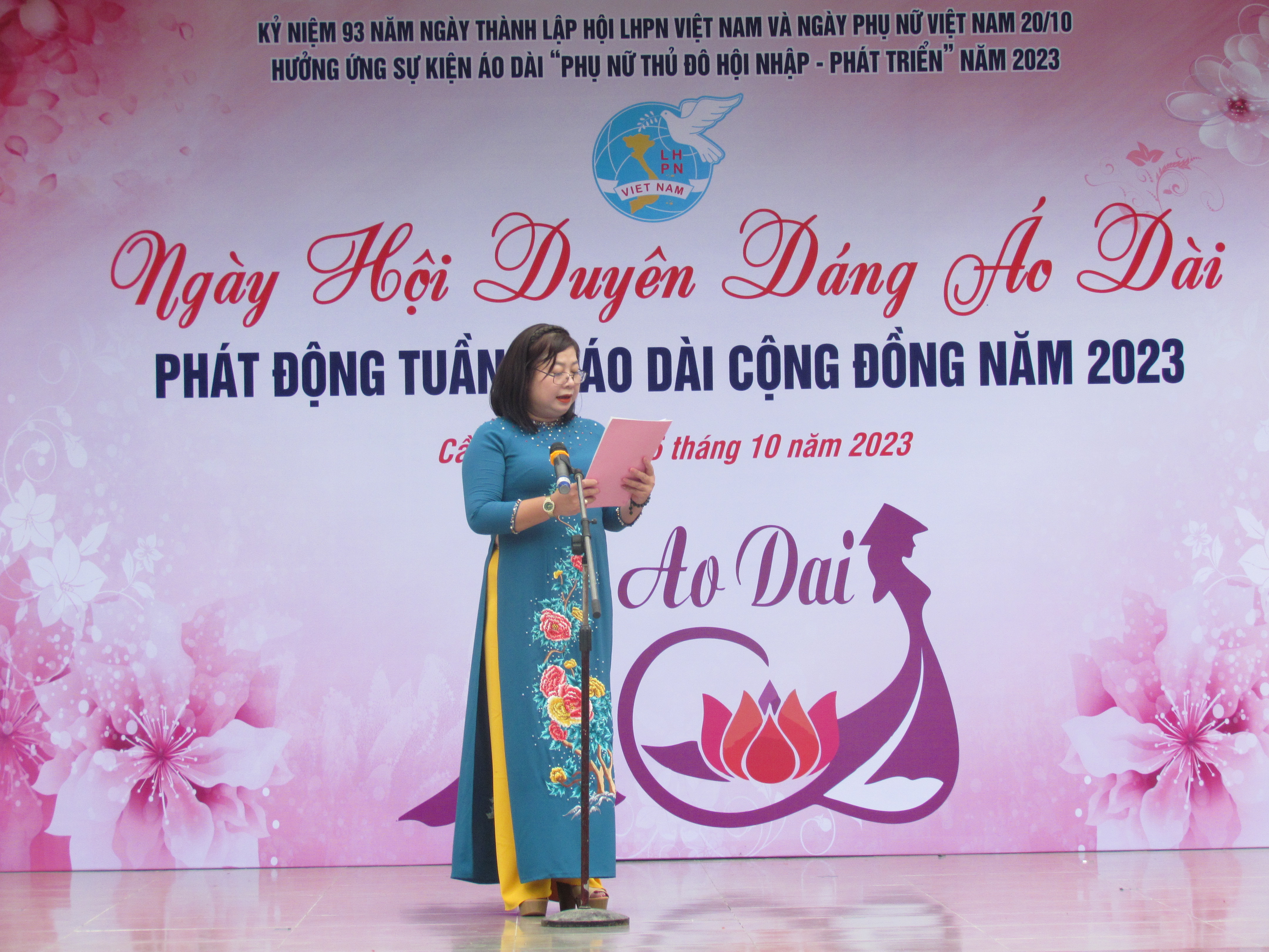 Cầu Giấy: Sôi nổi Ngày hội “Duyên dáng áo dài” - ảnh 2