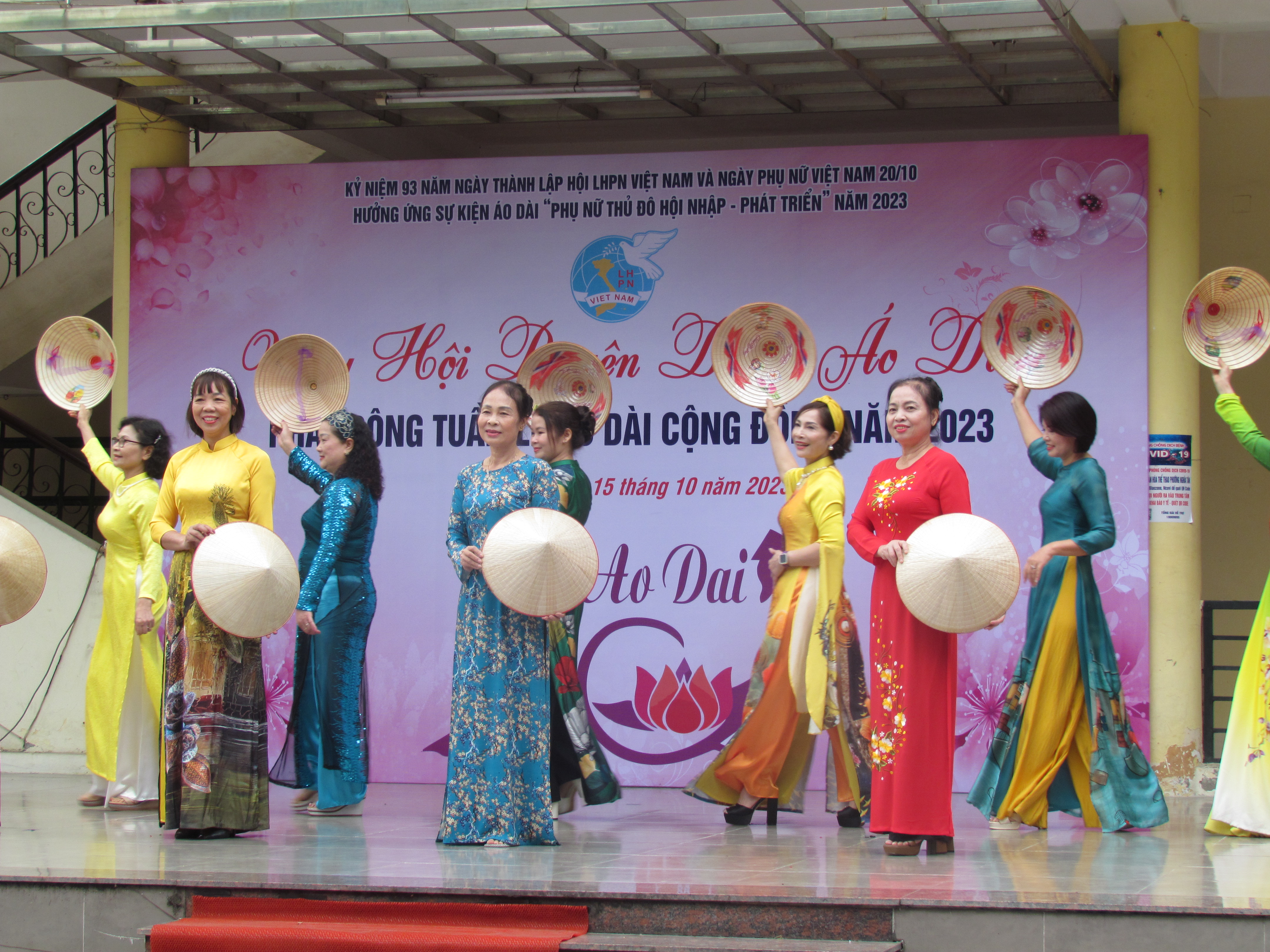 Cầu Giấy: Sôi nổi Ngày hội “Duyên dáng áo dài” - ảnh 8