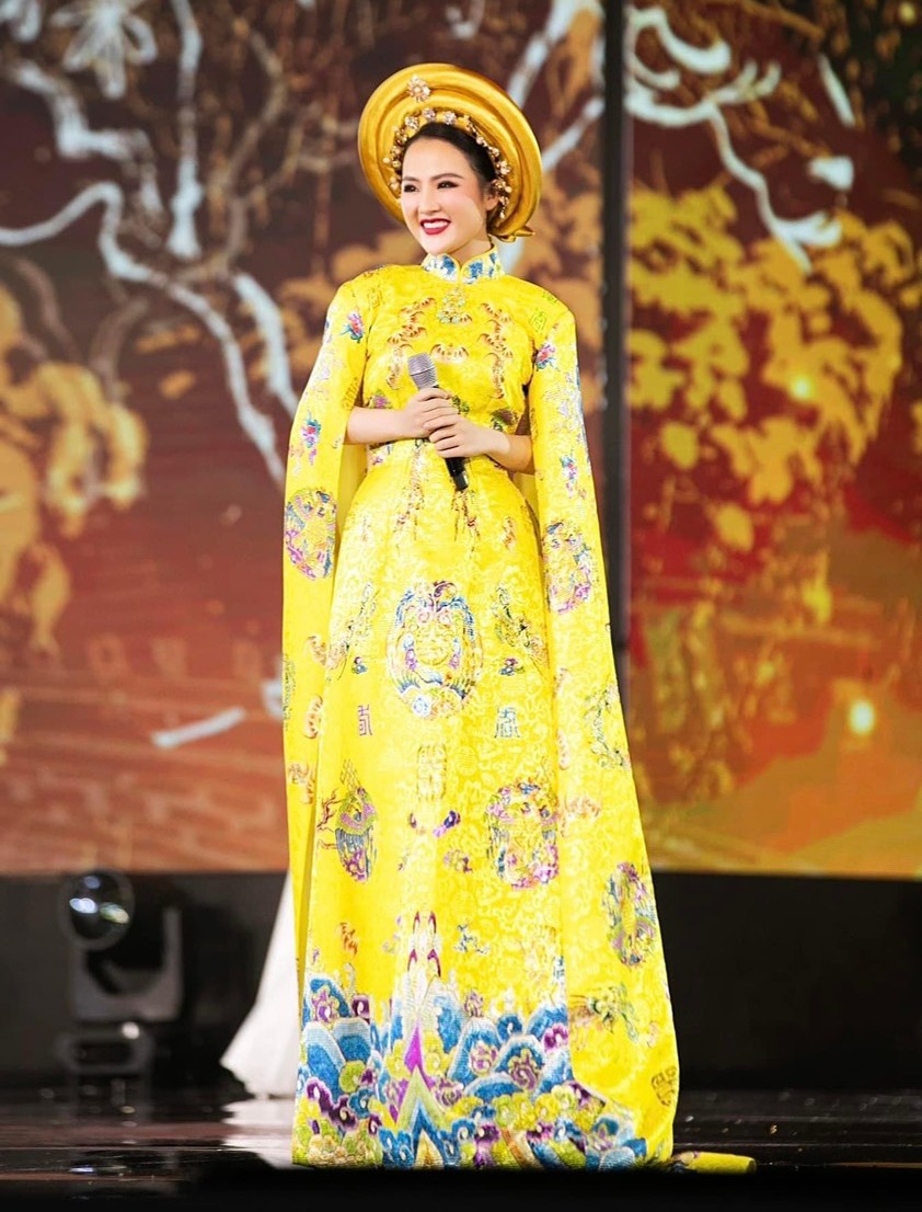 Hoàng Như Quỳnh - Yêu mãi những giai điệu dân ca - ảnh 1