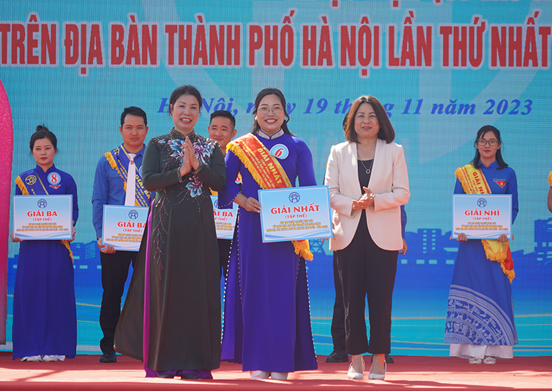 Chung khảo Hội thi “Tuyên truyền viên giỏi tuyên truyền quy tắc ứng xử nơi công cộng” năm 2023 - ảnh 2