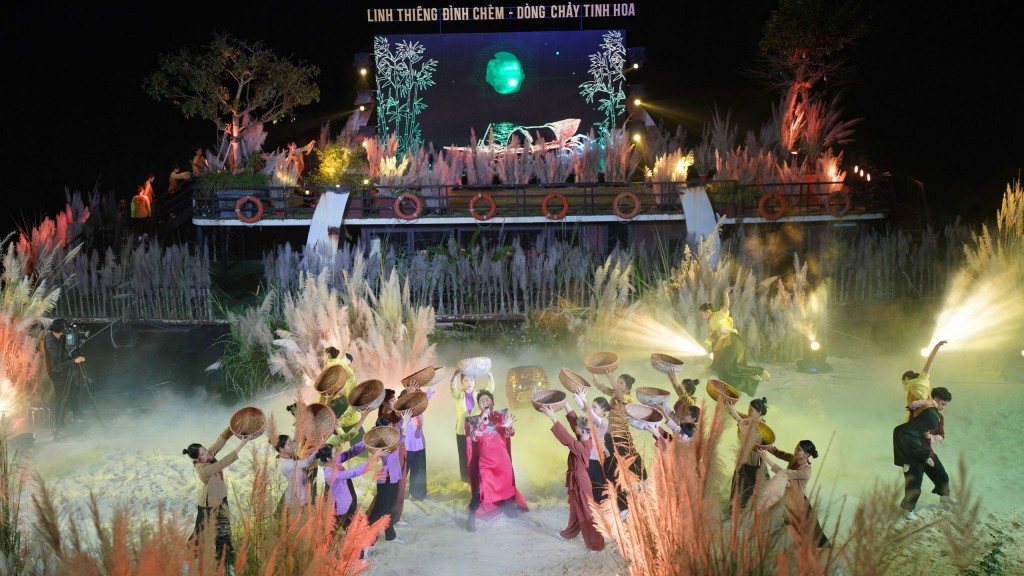 Chương trình “Linh thiêng đình Chèm - Dòng chảy tinh hoa” - ảnh 6