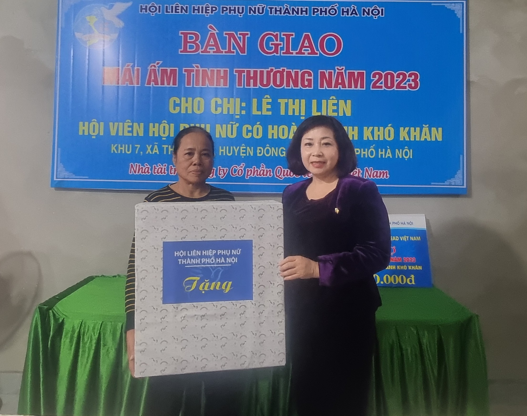 Trao kinh phí hỗ trợ xây dựng “Mái ấm tình thương” cho hội viên phụ nữ có hoàn cảnh khó khăn - ảnh 3