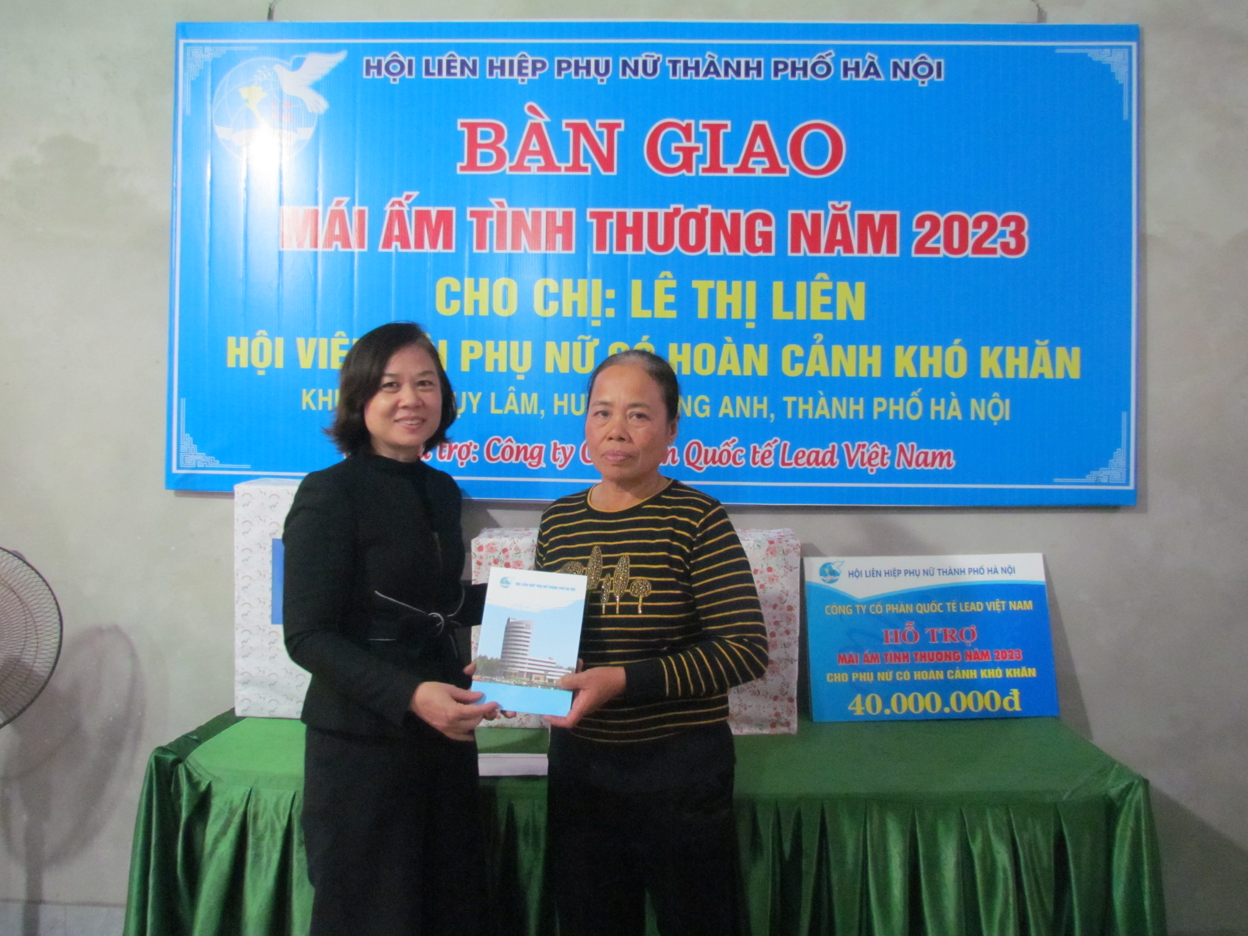 Trao kinh phí hỗ trợ xây dựng “Mái ấm tình thương” cho hội viên phụ nữ có hoàn cảnh khó khăn - ảnh 4