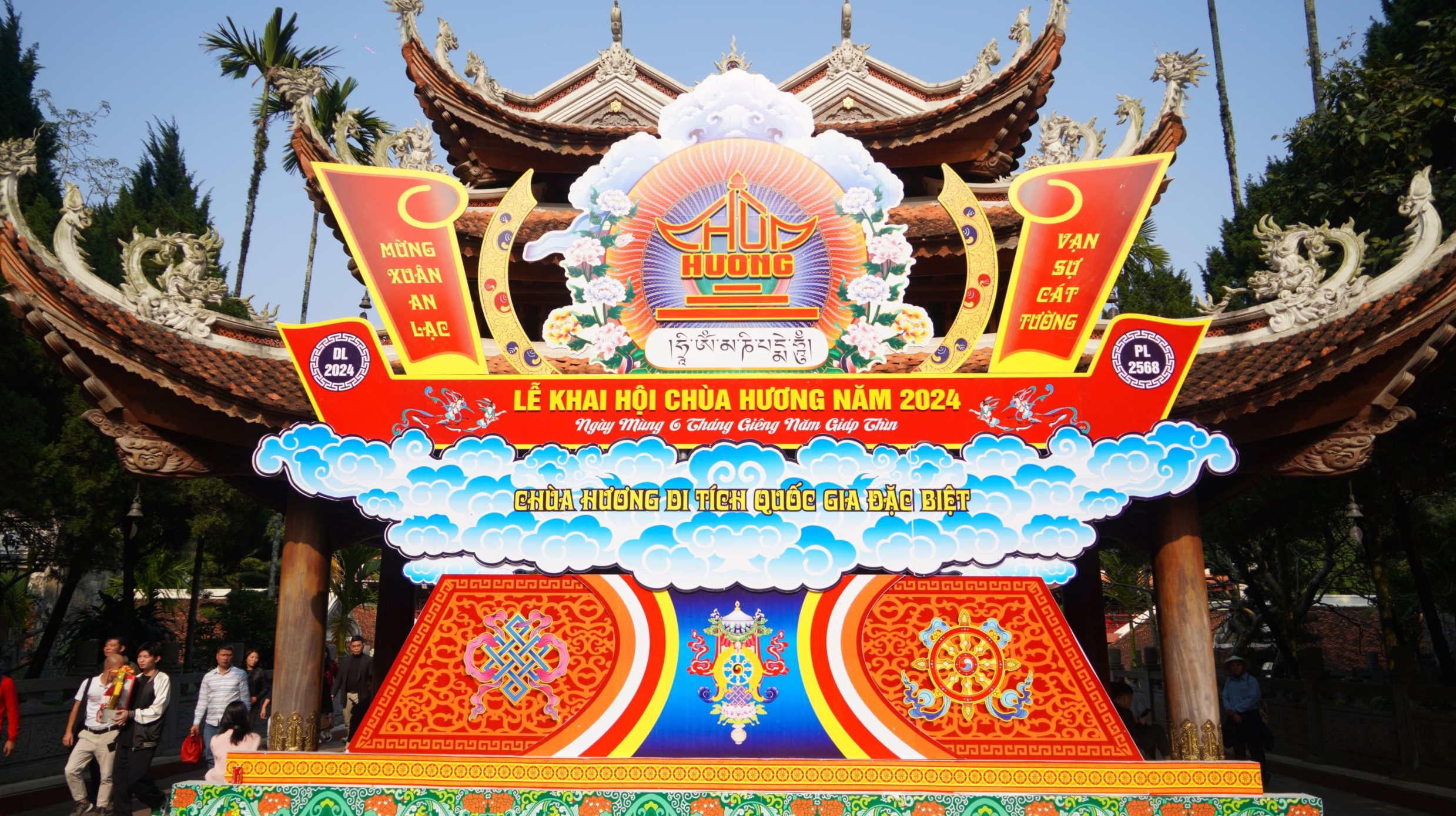 Sẵn sàng khai hội chùa Hương - ảnh 1