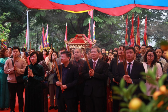 Lễ hội “Tế khai sắc, Rước khai xuân” tại Di tích Quốc gia đặc biệt đền Voi Phục - ảnh 5