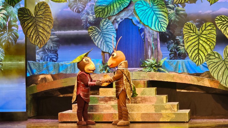 Khai mạc Liên hoan Nghệ thuật sân khấu dành cho thiếu niên, nhi đồng  - ảnh 1