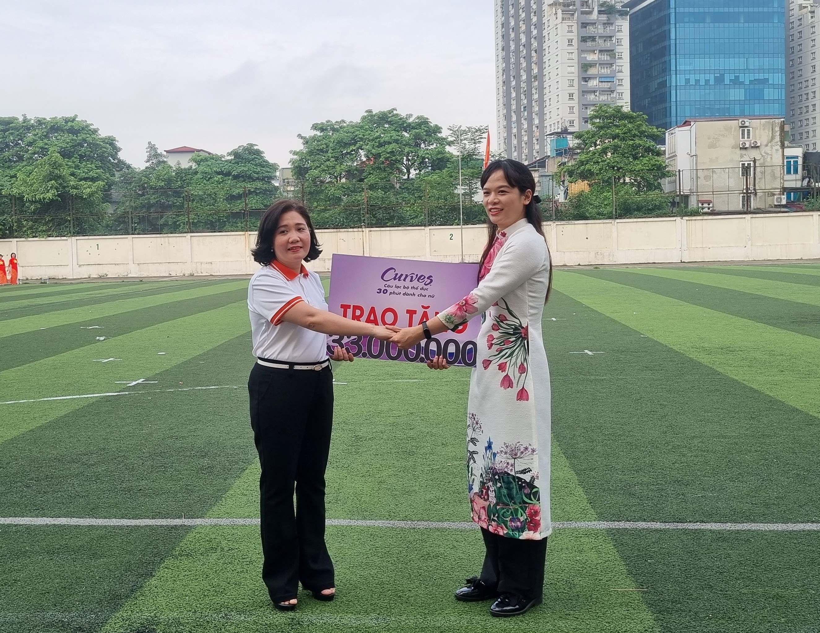 Liên hoan các đội dân vũ, khiêu vũ thể thao chào mừng kỷ niệm 70 năm ngày Giải phóng Thủ đô - ảnh 7