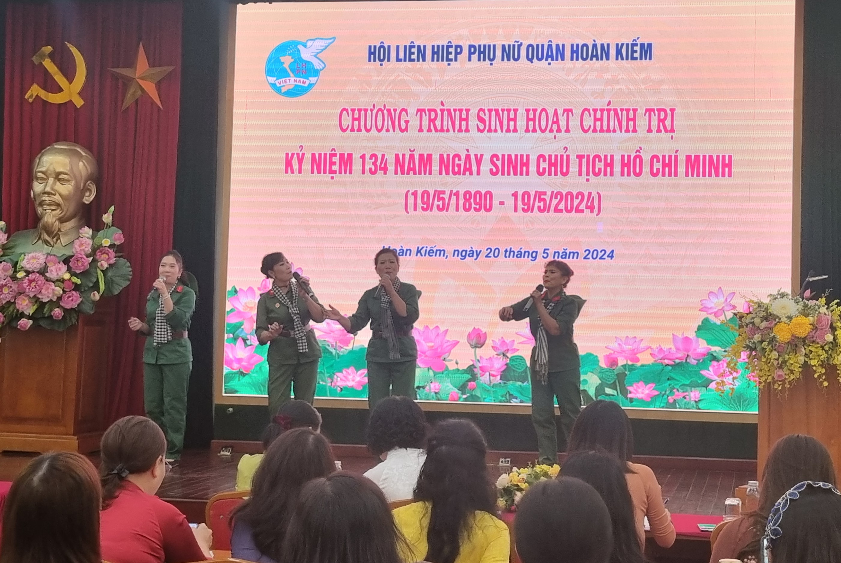 Hôi LHPN quận Hoàn Kiếm: Tiếp tục thực hiện tốt các phong trào thi đua, cuộc vận động, nhiệm vụ trọng tâm - ảnh 5