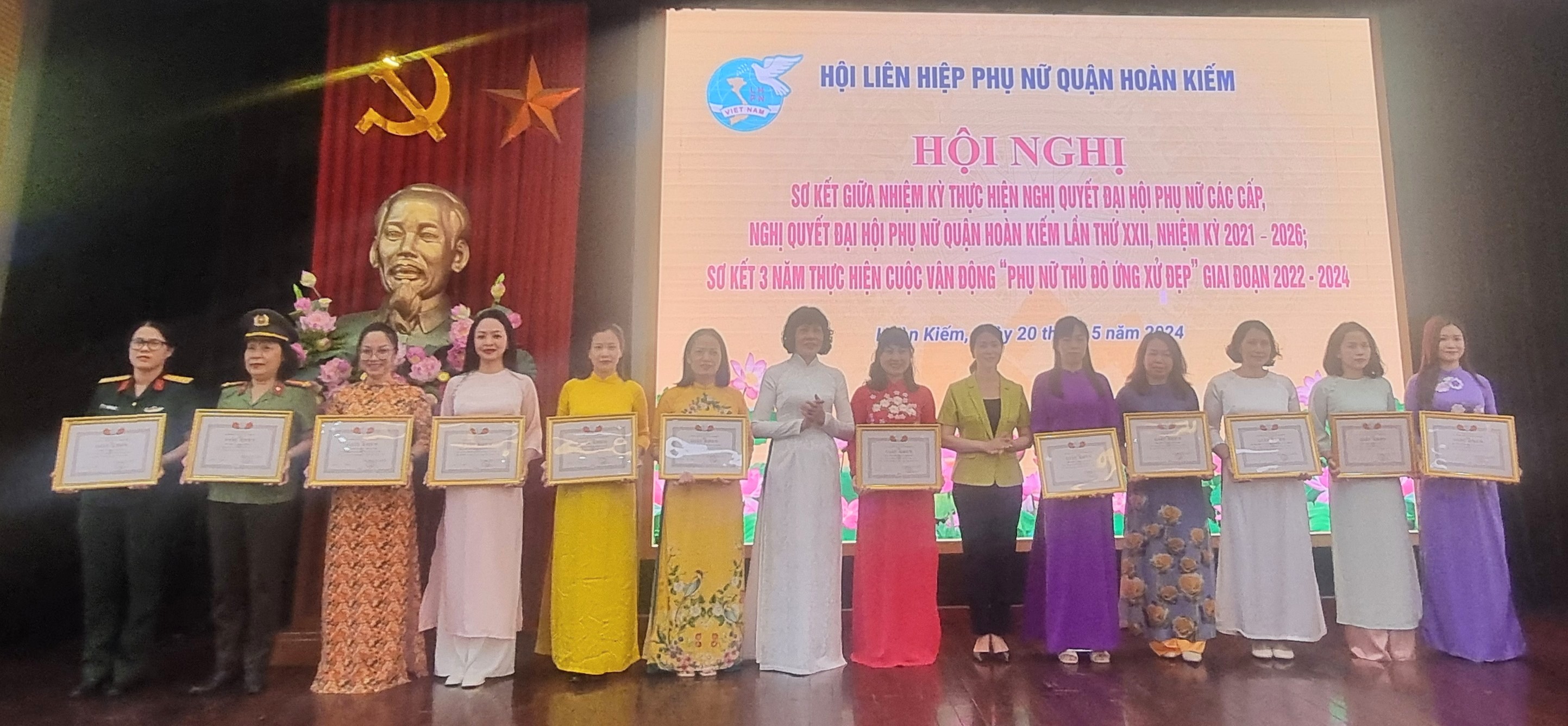 Hôi LHPN quận Hoàn Kiếm: Tiếp tục thực hiện tốt các phong trào thi đua, cuộc vận động, nhiệm vụ trọng tâm - ảnh 3