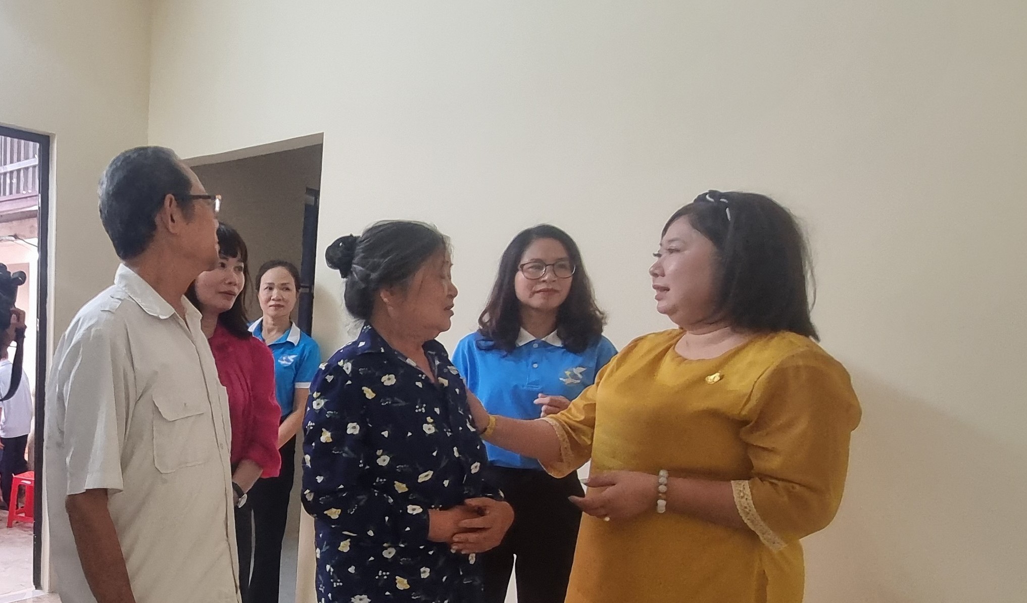 Hội LHPN quận Cầu Giấy Giấy bàn giao “Mái ấm tình thương“ - ảnh 7