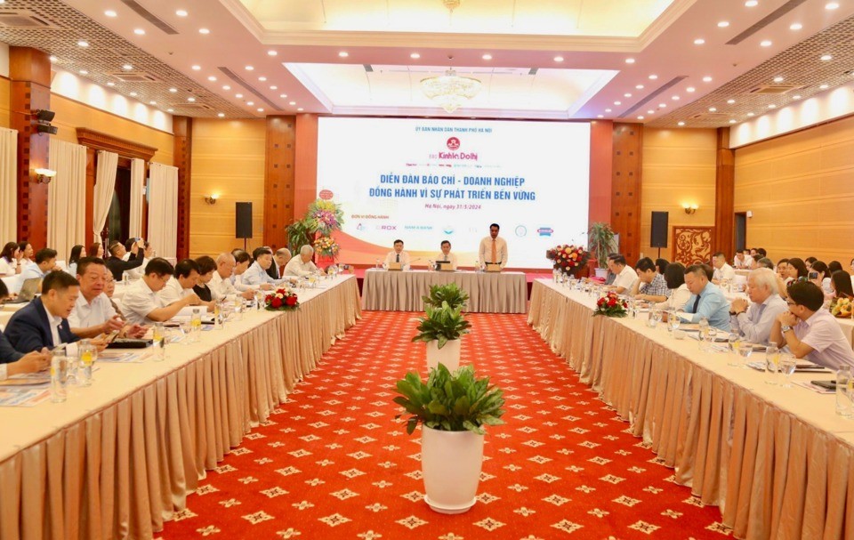 Báo chí đồng hành cùng doanh nghiệp vì sự nghiệp phát triển bền vững - ảnh 2