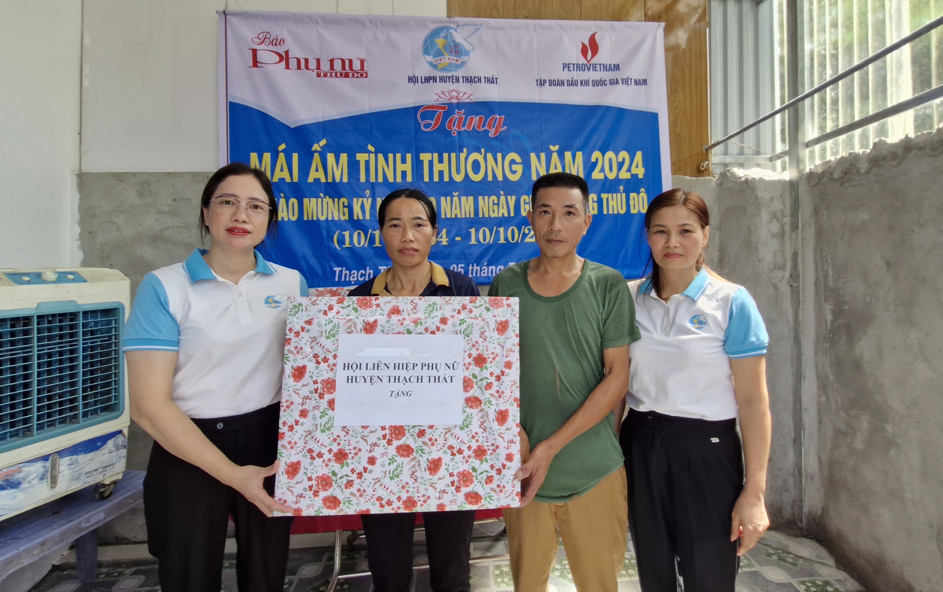 Báo PNTĐ trao kinh phí hỗ trợ xây “Mái ấm tình thương“ - ảnh 3