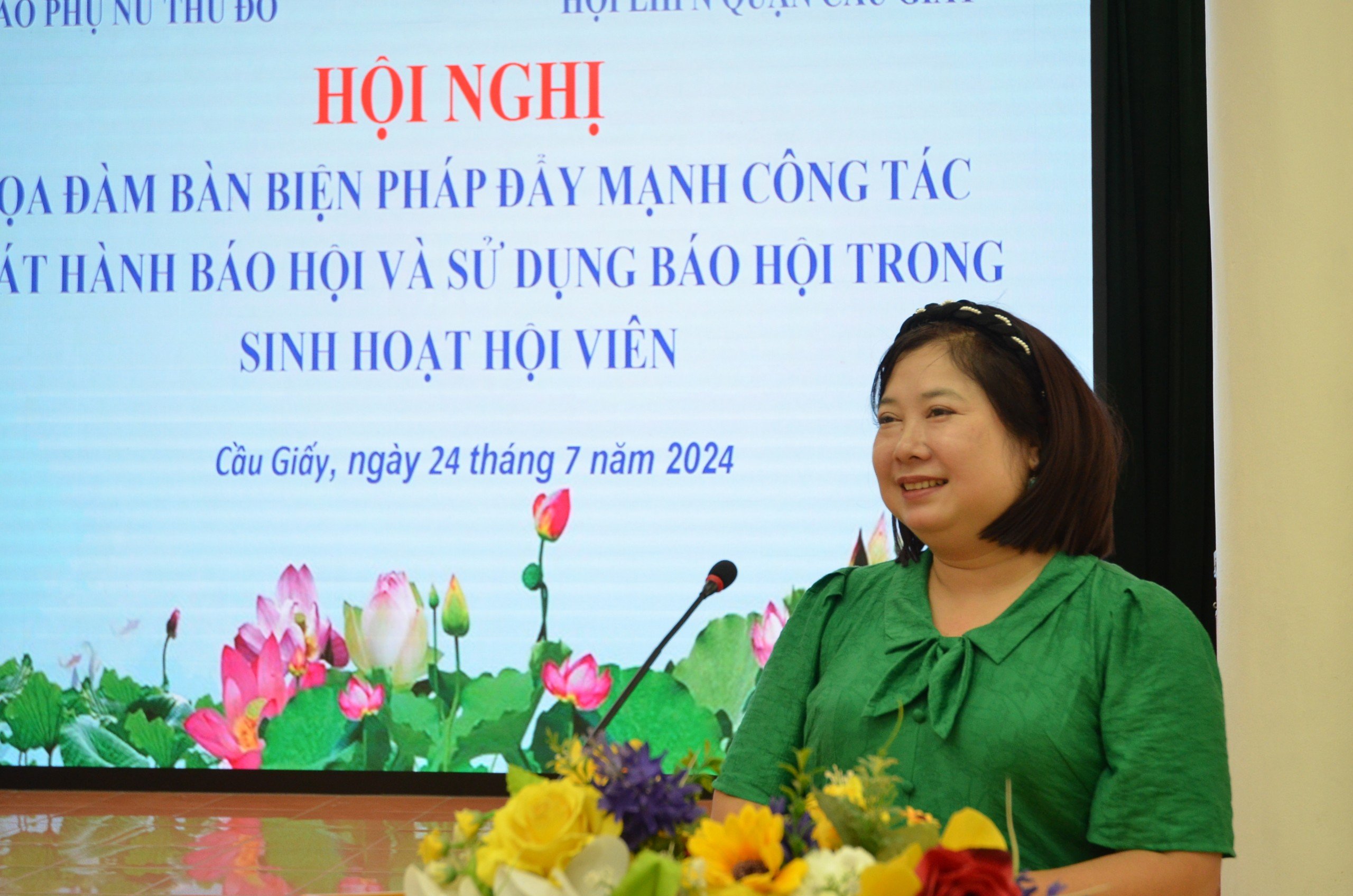 Nhiều hình thức phong phú phát hành báo Hội - ảnh 1