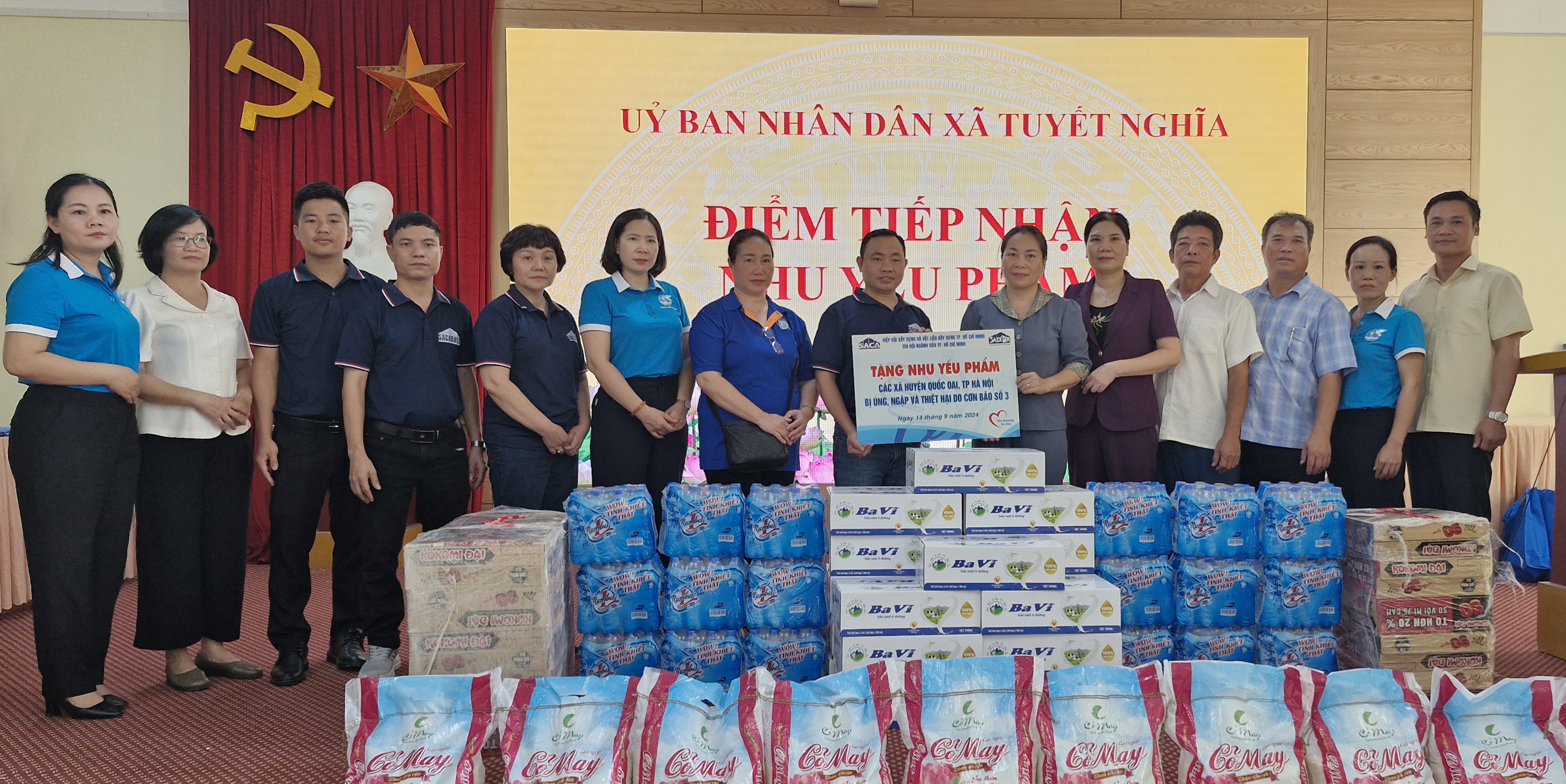 Lãnh đạo Hội LHPN Hà Nội thăm hỏi, động viên người dân bị ảnh hưởng bởi bão số 3 - ảnh 3