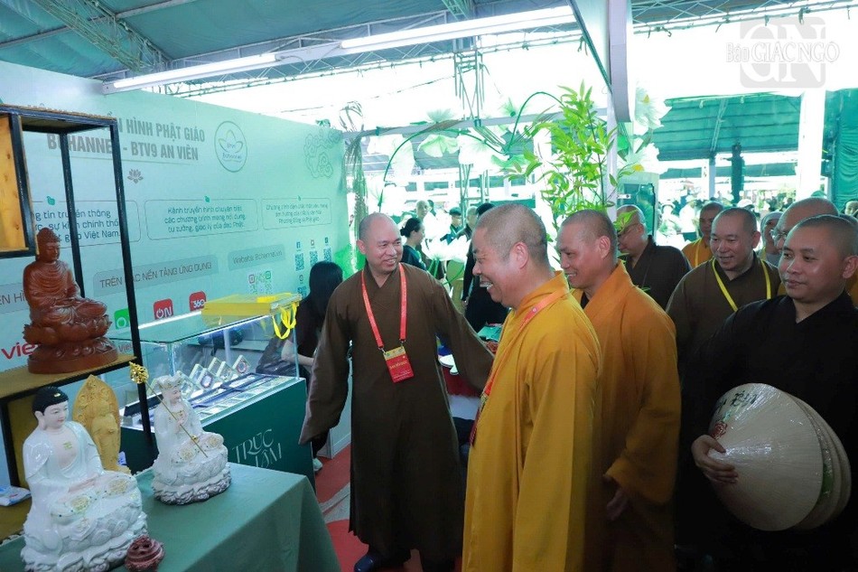 Khai mạc Lễ hội Văn hóa Phật giáo chào mừng Đại lễ Vesak Liên Hiệp Quốc năm 2025 - ảnh 2