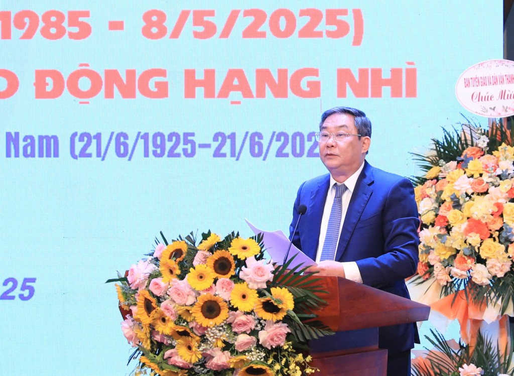 Tạp chí Người Hà Nội kỷ niệm 40 năm ngày thành lập và đón nhận Huân chương Lao động hạng Nhì - ảnh 4
