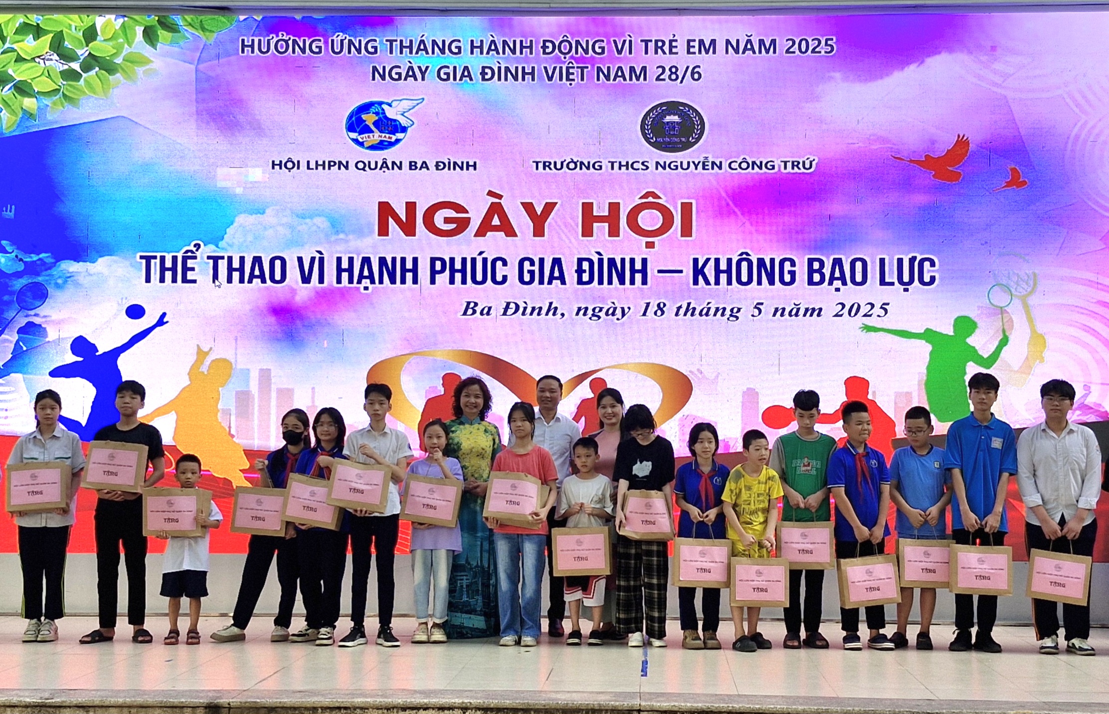Ngày hội “Thể thao vì hạnh phúc gia đình - Không bạo lực” của phụ nữ Ba Đình - ảnh 5