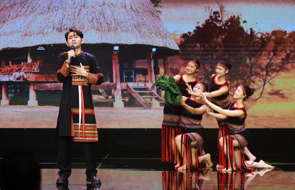 Trao giải cuộc vận động sáng tác văn học nghệ thuật về nghề báo, người làm báo năm 2025 - ảnh 4