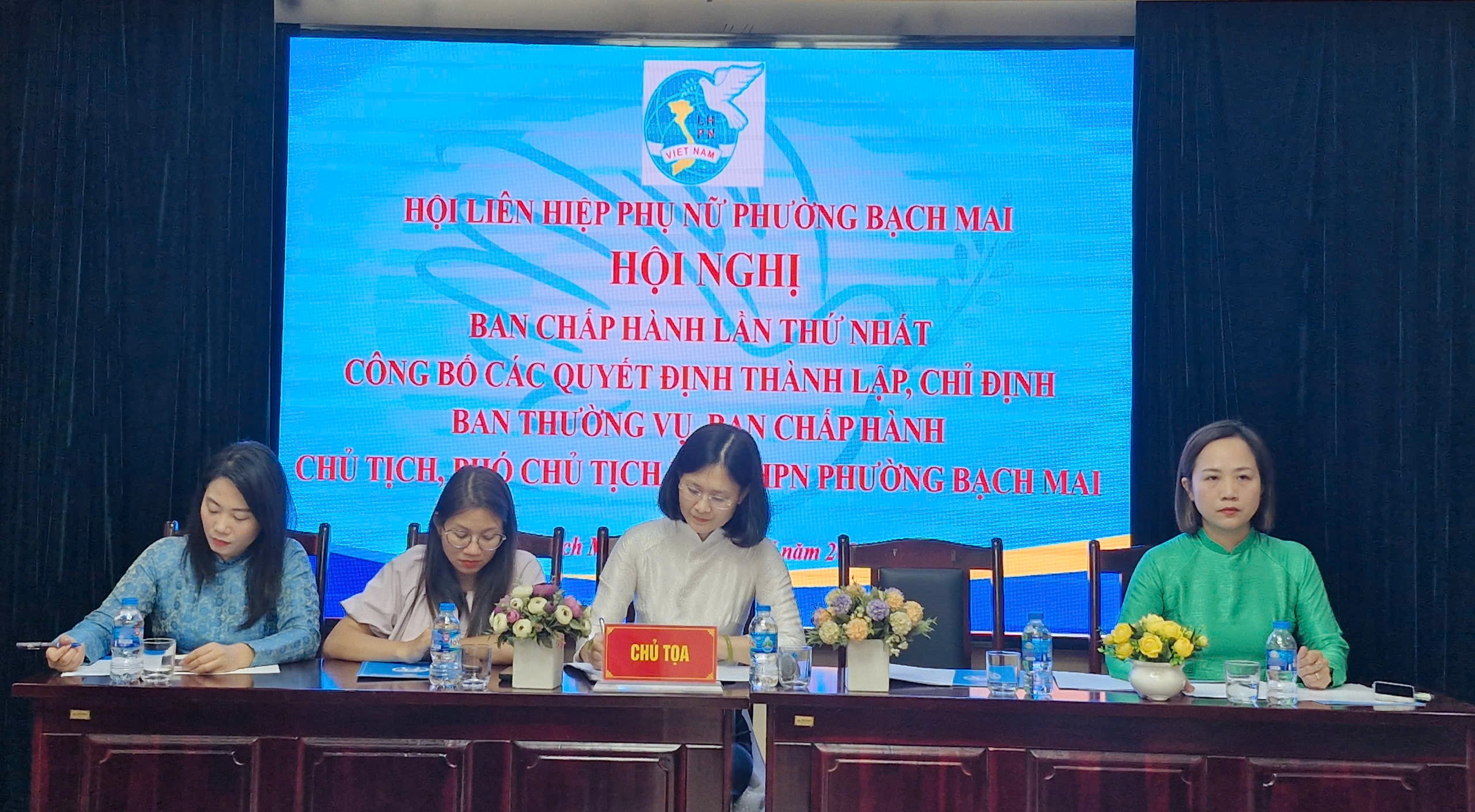 Công bố thành lập Hội LHPN phường Bạch Mai - ảnh 5